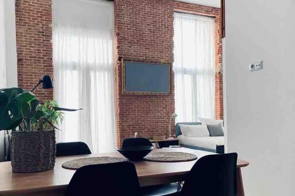Unique Nyc Style Loft In The Heart Of Madrid Apartment Exterior foto